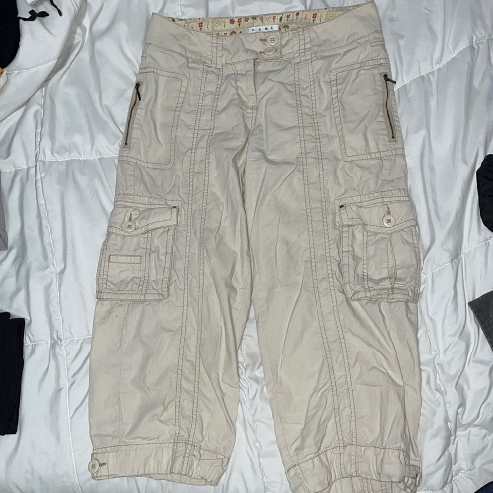 Size 4 Cabi cargo capris